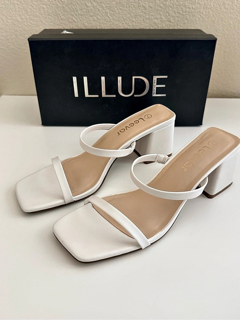 ILLUDE Lisa White Heeled Sandals – Size 7